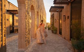 Hotel Andana Winery & Spa